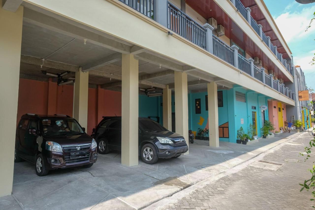 Sans Hotel Kumbang Yogyakarta By Reddoorz Kültér fotó