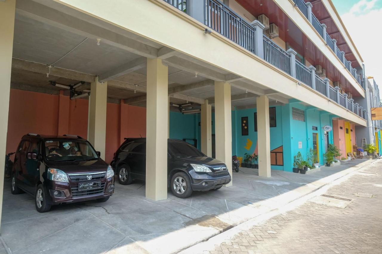 Sans Hotel Kumbang Yogyakarta By Reddoorz Kültér fotó