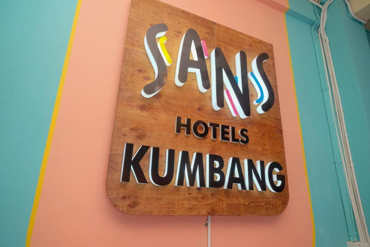 Sans Hotel Kumbang Yogyakarta By Reddoorz Kültér fotó